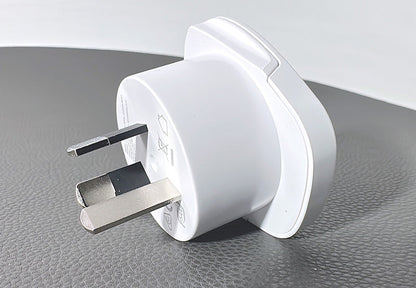 Blackweb All-in-One Travel Adapter BK01