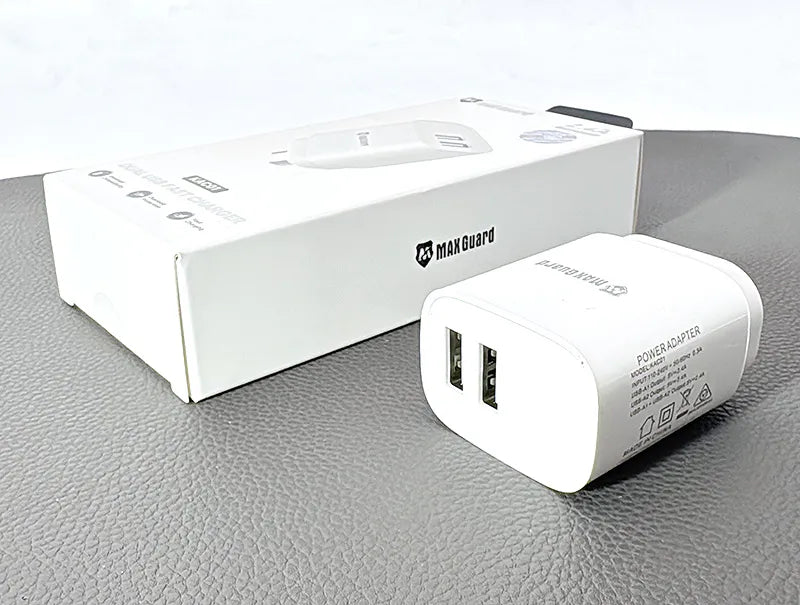 Maxguard 2.4A wall charger KAC01