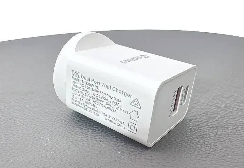 Maxguard PD 30W+ plus QC 18W wall charger MG30WAC/MG30WPD