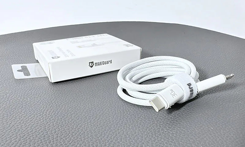 Maxguard 1m 30W Type-C to Lightning Cable ML01