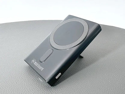 Maxguard PD 22.5W 6000 mah MagFit power bank MX620W