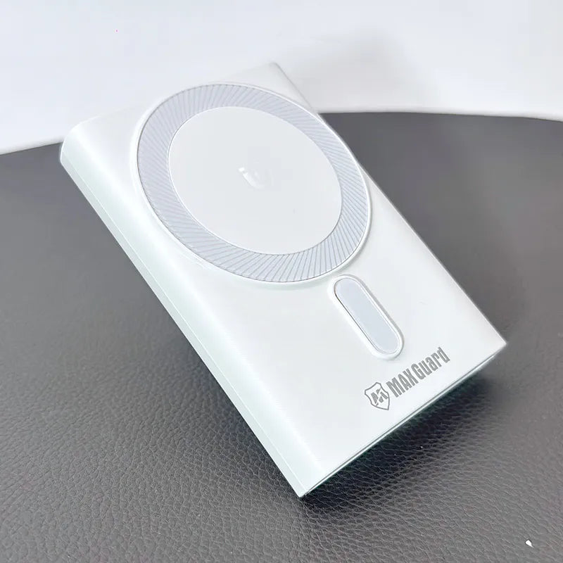 Maxguard PD 22.5W 10000 mah MagFit power bank  MX630W