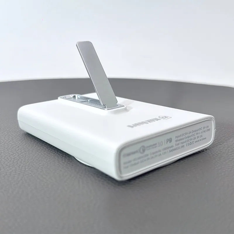 Maxguard PD 22.5W 10000 mah MagFit power bank  MX630W