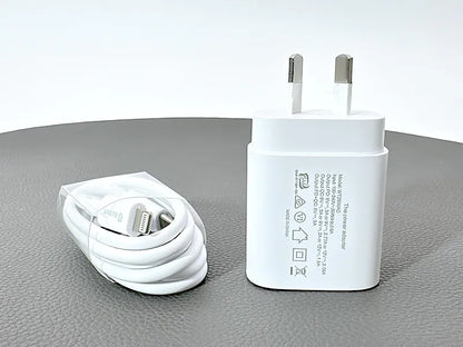 Maxguard PD 25W wall charger with Type-C to Lightning combo WT25WAC/CL
