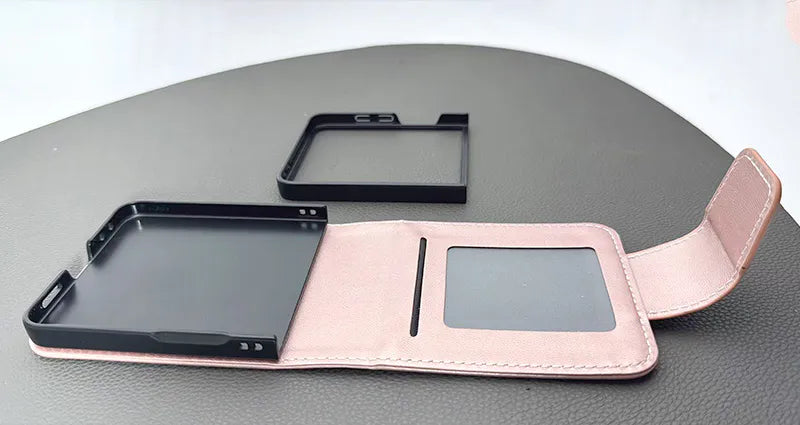 Samsung Z Flip7 FE/Flip6 Hanman Wallet case