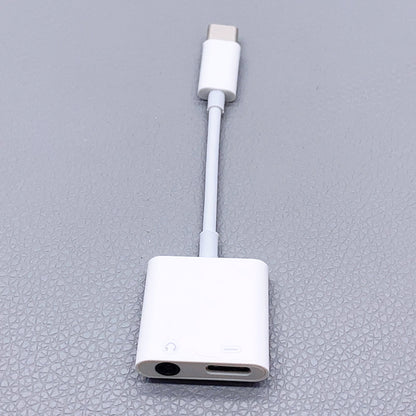Type-C to 3.5mm headphone adapter JH031