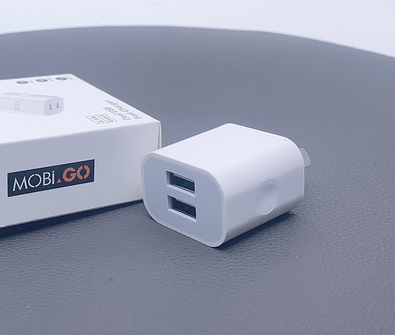 Mobigo 2.1A  wall charger GO306