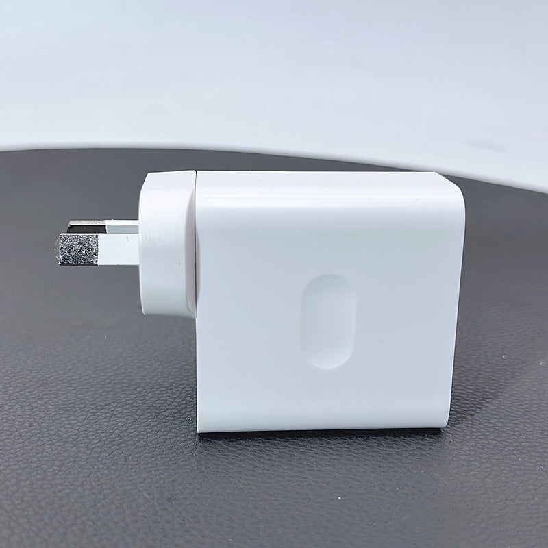 Maxguard PD 65W QC 3.0 charger WT03 (Works for laptops,tablets,and phones)
